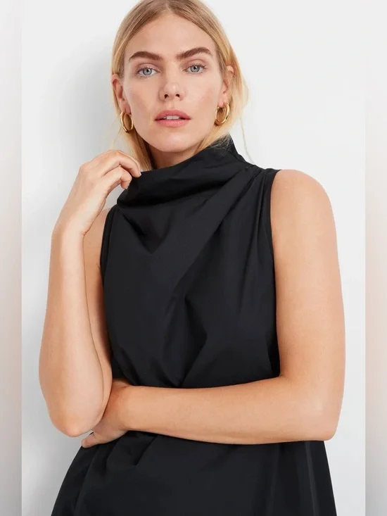 Sleeveless Black Maxi Dress - Picture 4 of 5